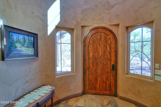 5098 Ventana View Road, Las Cruces, NM 88011