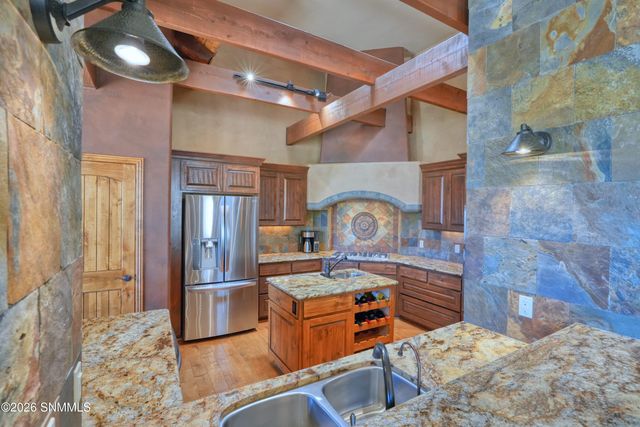 5098 Ventana View Road, Las Cruces, NM 88011