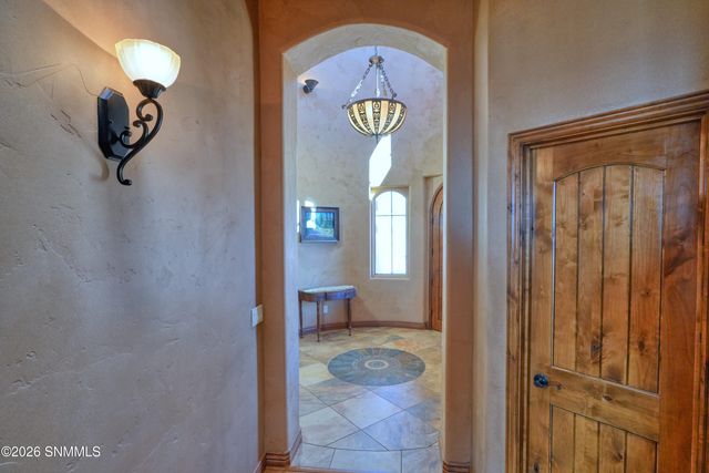 5098 Ventana View Road, Las Cruces, NM 88011