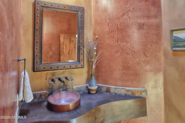 5098 Ventana View Road, Las Cruces, NM 88011