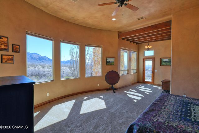 5098 Ventana View Road, Las Cruces, NM 88011
