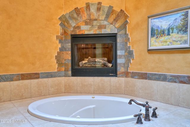 5098 Ventana View Road, Las Cruces, NM 88011