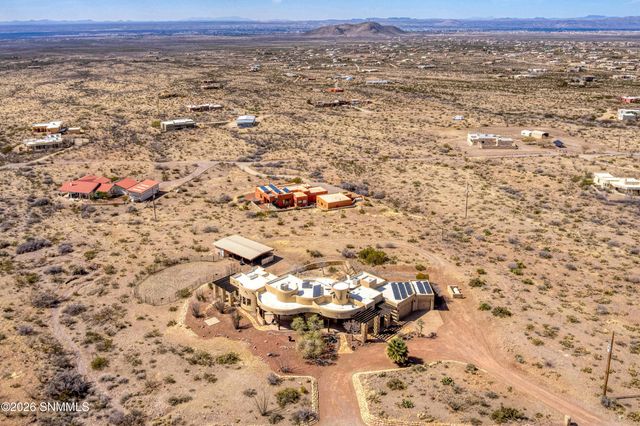 5098 Ventana View Road, Las Cruces, NM 88011