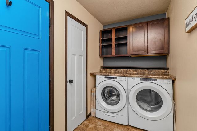 304 Tailfeather Drive NW, Bondurant, IA 50035