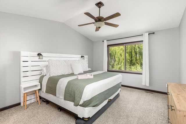 304 Tailfeather Drive NW, Bondurant, IA 50035