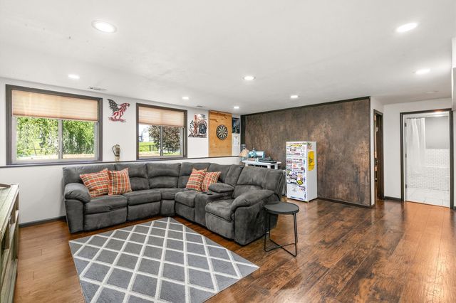 304 Tailfeather Drive NW, Bondurant, IA 50035