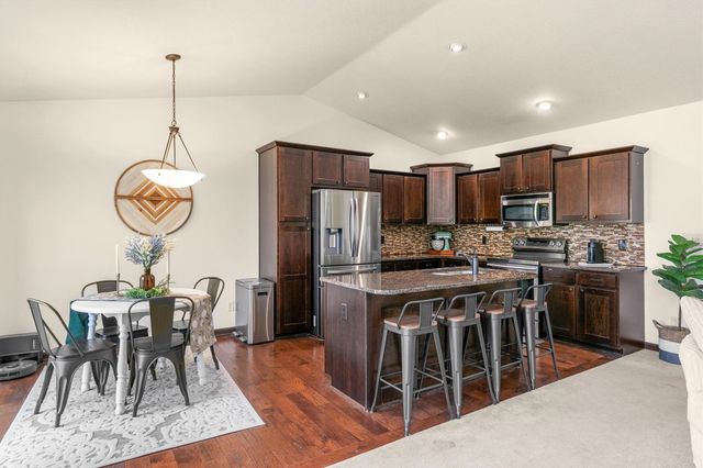 304 Tailfeather Drive NW, Bondurant, IA 50035