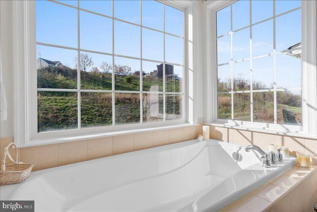 6378 MEANDERING WOODS CT, Frederick, MD 21701