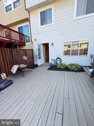 5579 GLASGOW WOODS CT, Fairfax, VA 22032