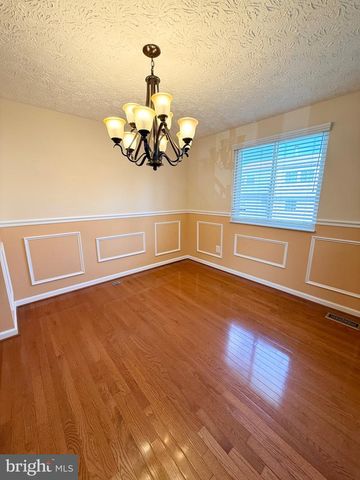 5579 GLASGOW WOODS CT, Fairfax, VA 22032