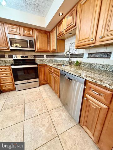 5579 GLASGOW WOODS CT, Fairfax, VA 22032