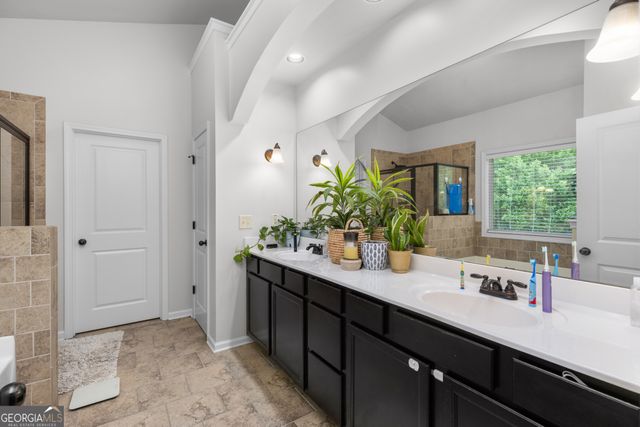 501 Garden view ct, Lawrenceville, GA 30046