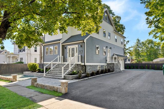 17 Central, Ashland, MA 01721