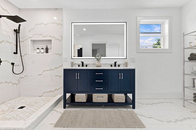 17 Central, Ashland, MA 01721