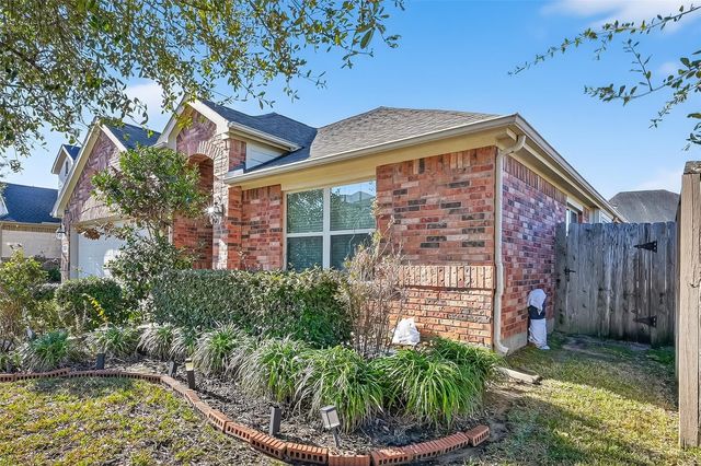 18139 Swallow Springs Way, Spring, TX 77379