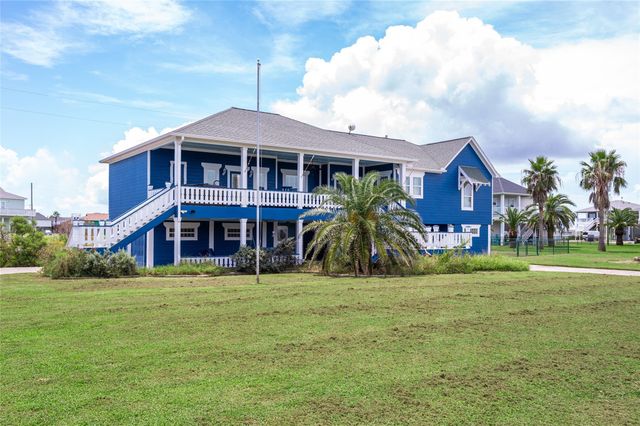 973 Kenlyn Drive, Crystal Beach, TX 77650
