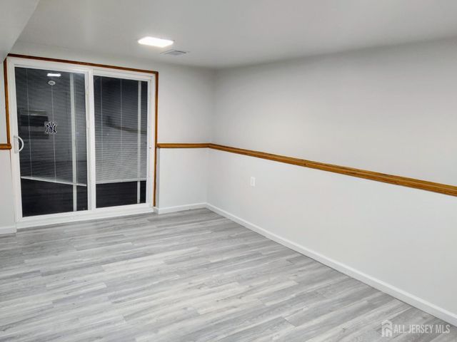 41 Claremont Avenue, Colonia, NJ 07067