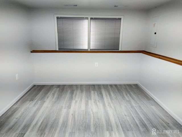41 Claremont Avenue, Colonia, NJ 07067