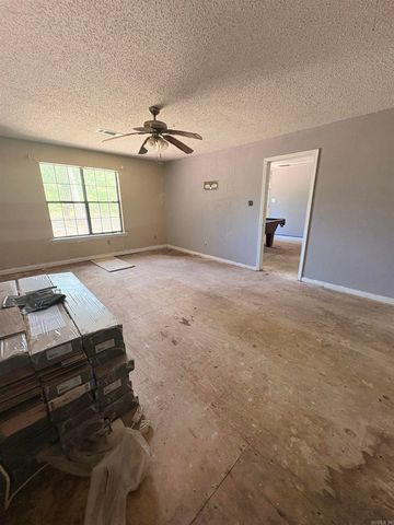1098 Grant 9, Sheridan, AR 72150