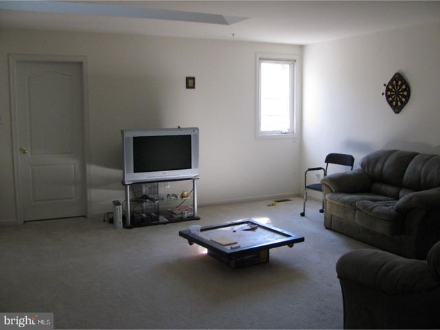 218 SILVERBELL CT, West Chester, PA 19380