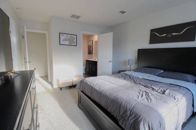 406 Deer Meadow Ln, Lebanon, TN 37090