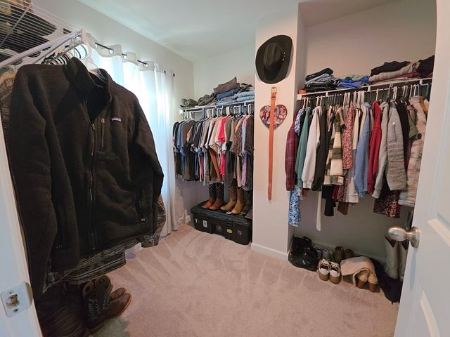 406 Deer Meadow Ln, Lebanon, TN 37090