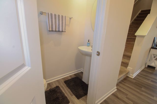 406 Deer Meadow Ln, Lebanon, TN 37090