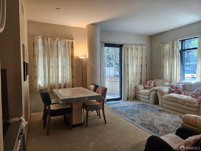 355 1st Street S207, San Francisco, CA 94105