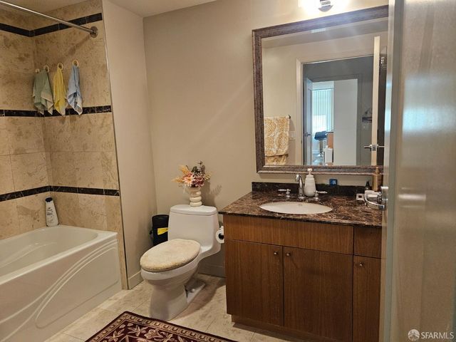 355 1st Street S207, San Francisco, CA 94105