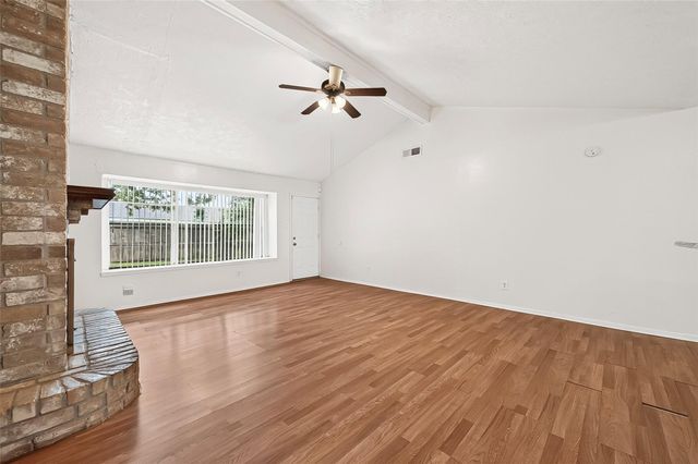 10431 Towne Oak Lane, Sugar Land, TX 77498