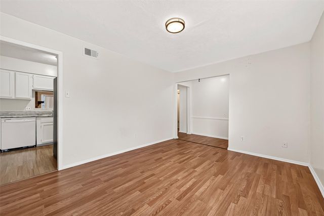 10431 Towne Oak Lane, Sugar Land, TX 77498