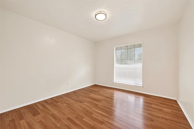 10431 Towne Oak Lane, Sugar Land, TX 77498
