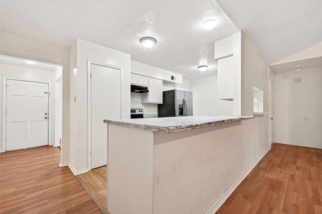 10431 Towne Oak Lane, Sugar Land, TX 77498