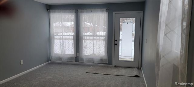 4736 Summerhill Drive, Clarkston, MI 48346