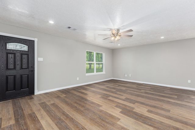 48 County Road 2078, Hull, TX 77564