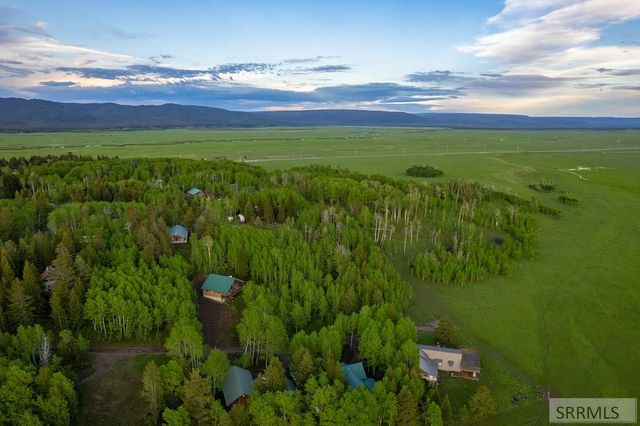 4770 Deer Drive, Island Park, ID 83429