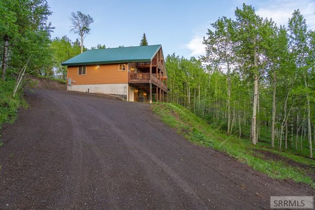 4770 Deer Drive, Island Park, ID 83429