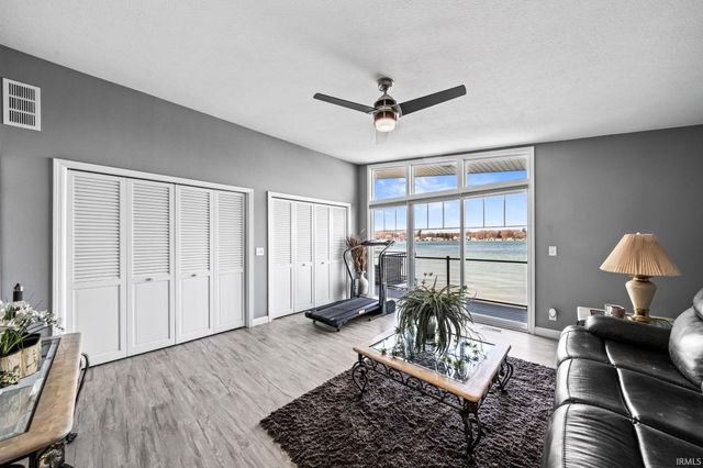 25983 Lake Drive, Elkhart, IN 46514