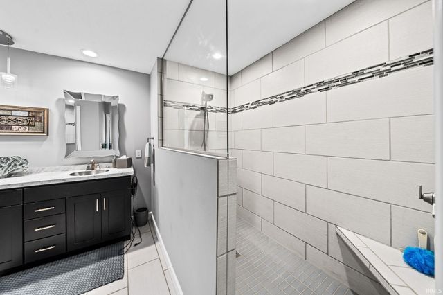 25983 Lake Drive, Elkhart, IN 46514