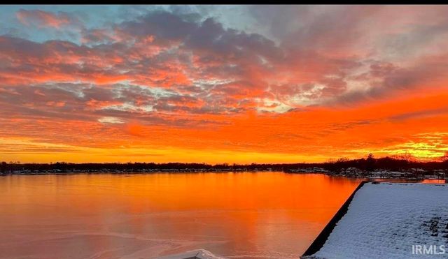 25983 Lake Drive, Elkhart, IN 46514