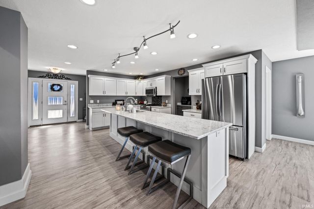 25983 Lake Drive, Elkhart, IN 46514