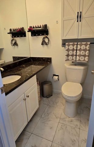 257 Allerton Commons Ln 257, Braintree, MA 02184