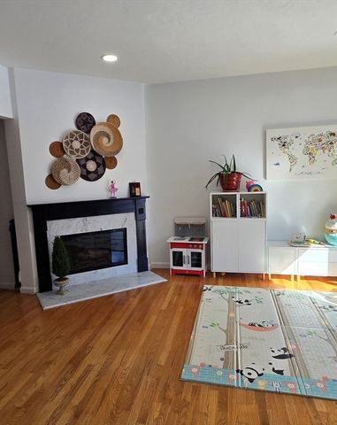 257 Allerton Commons Ln 257, Braintree, MA 02184