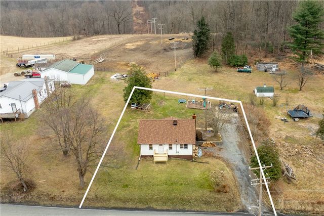 205 Nilan Hill Rd, Springhill Twp, PA 15474