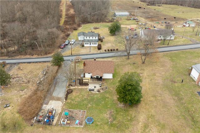 205 Nilan Hill Rd, Springhill Twp, PA 15474