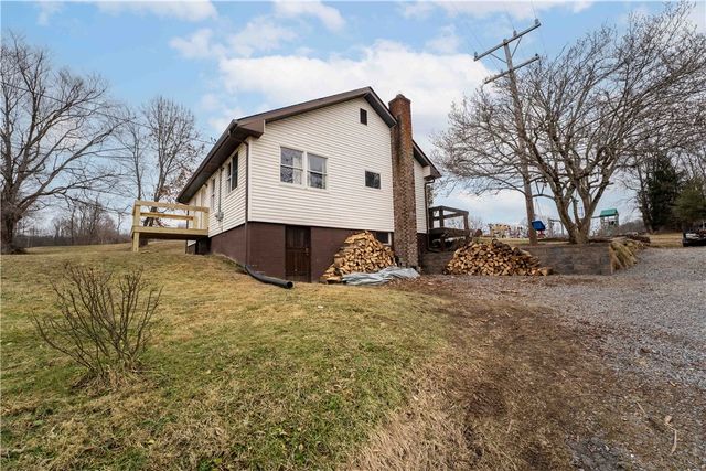 205 Nilan Hill Rd, Springhill Twp, PA 15474