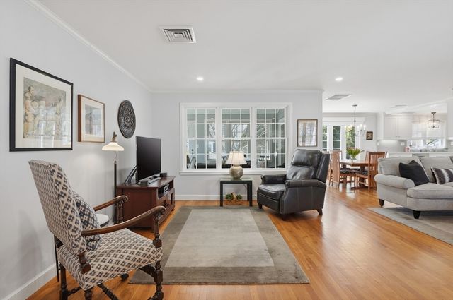 37 Westwood Road, Shrewsbury, MA 01545