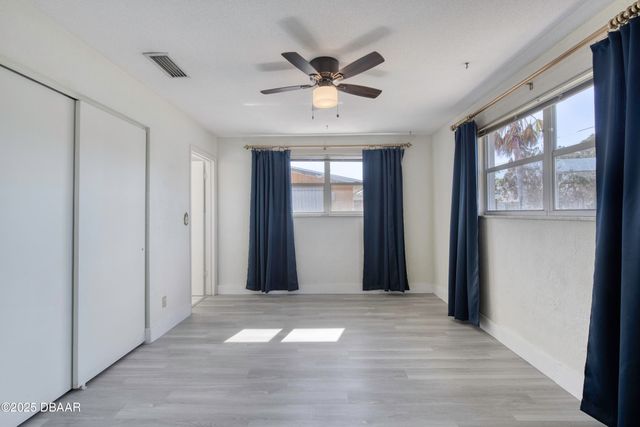 3041 N Oleander Avenue, Daytona Beach, FL 32118