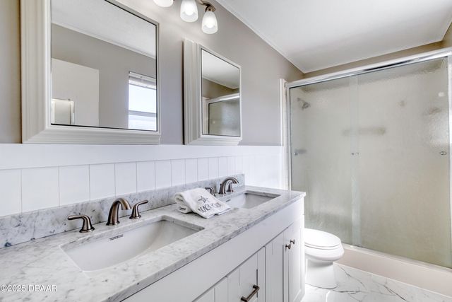 3041 N Oleander Avenue, Daytona Beach, FL 32118