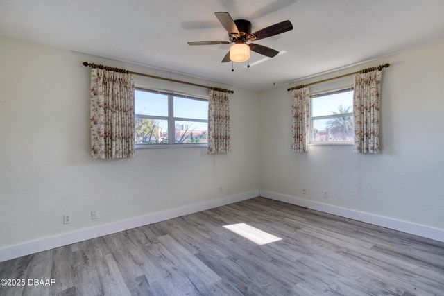 3041 N Oleander Avenue, Daytona Beach, FL 32118